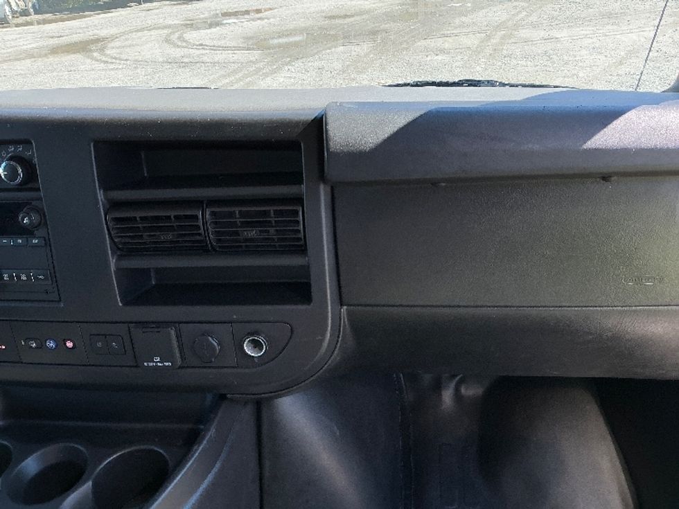 Light Duty Box Truck-Light and Medium Duty Trucks-GMC-2021-Savana G33903-Garden City-GA-110,329\n\t\tmiles-$ 30,000 - Image 21