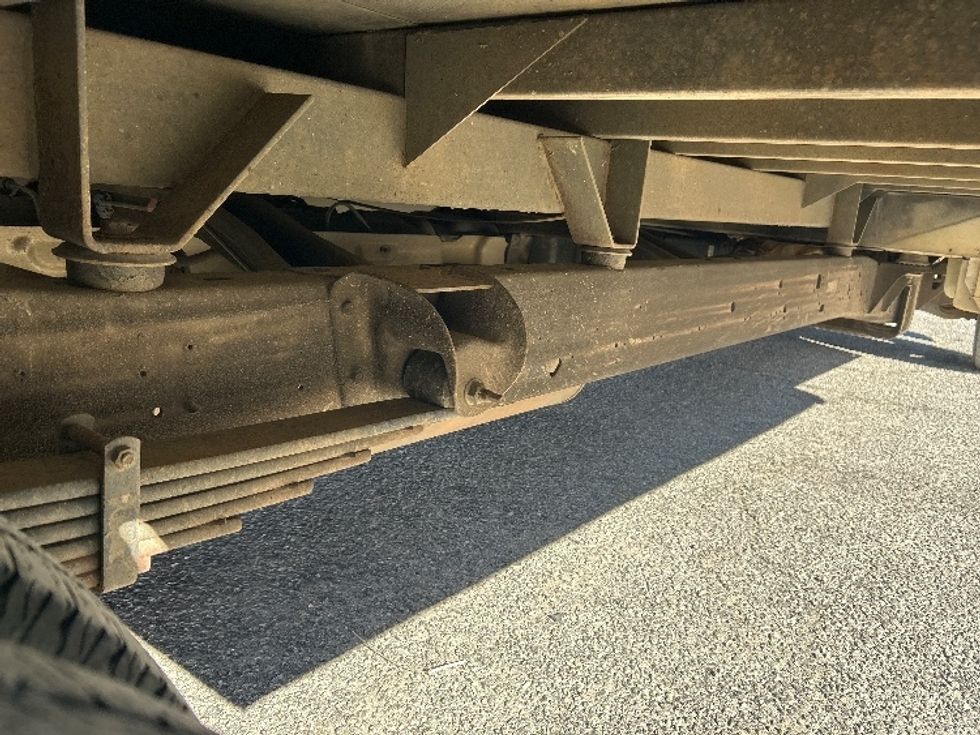 Light Duty Box Truck-Light and Medium Duty Trucks-GMC-2021-Savana G33903-Garden City-GA-115,633\n\t\tmiles-$ 29,500 - Image 13