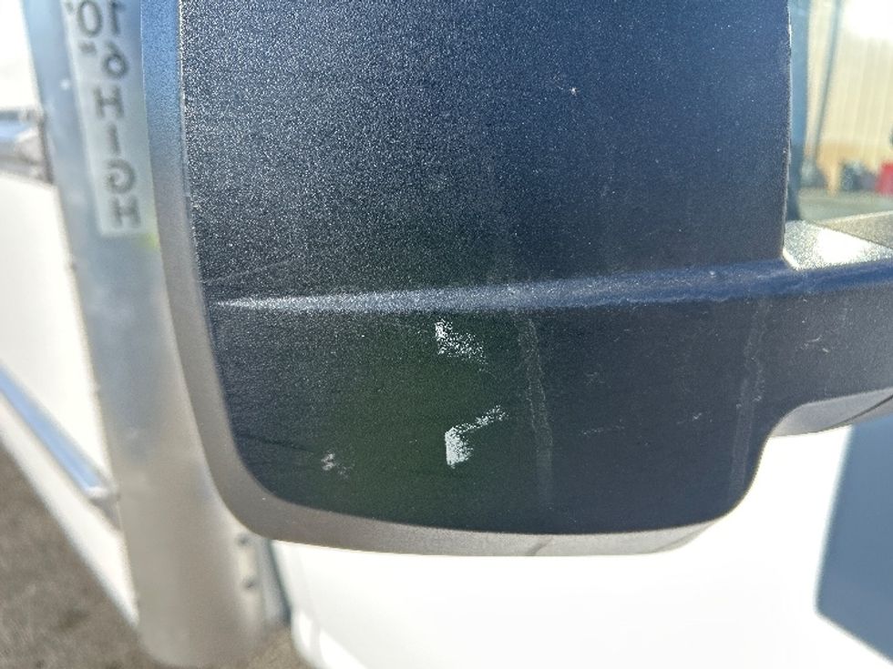 Light Duty Box Truck-Light and Medium Duty Trucks-GMC-2021-Savana G33903-Garden City-GA-115,633\n\t\tmiles-$ 29,500 - Image 24