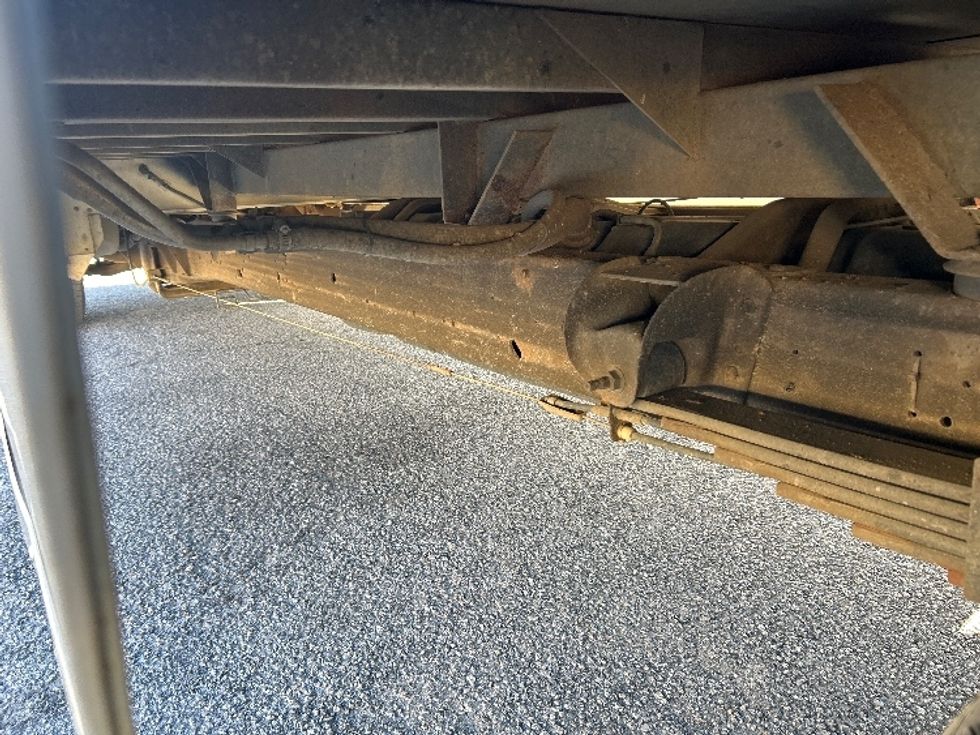 Light Duty Box Truck-Light and Medium Duty Trucks-GMC-2021-Savana G33903-Garden City-GA-115,633\n\t\tmiles-$ 29,500 - Image 5