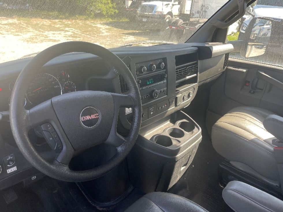 Light Duty Box Truck-Light and Medium Duty Trucks-GMC-2021-Savana G33903-Garden City-GA-68,051\n\t\tmiles-$ 33,500 - Image 16