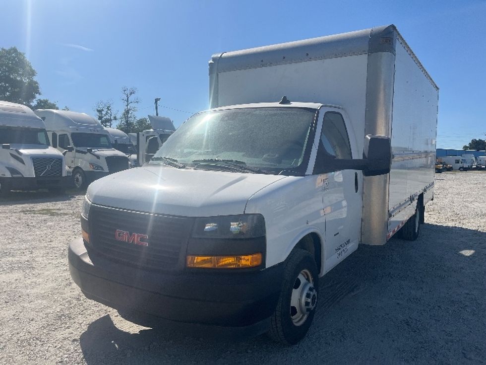 Light Duty Box Truck-Light and Medium Duty Trucks-GMC-2021-Savana G33903-Garden City-GA-68,051\n\t\tmiles-$ 33,500 - Image 3