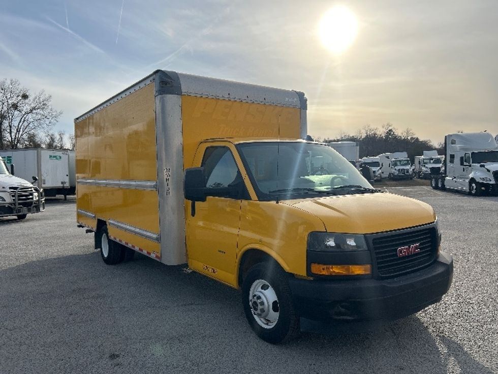 Light Duty Box Truck-Light and Medium Duty Trucks-GMC-2021-Savana G33903-Garden City-GA-87,360\n\t\tmiles-$ 29,750 - Image 1