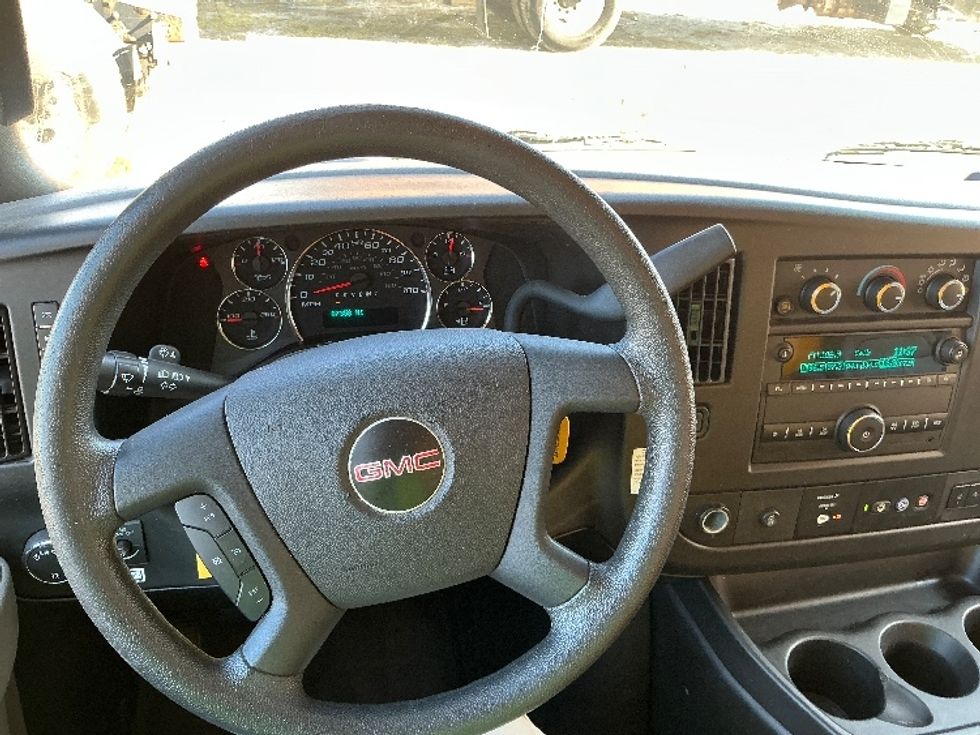 Light Duty Box Truck-Light and Medium Duty Trucks-GMC-2021-Savana G33903-Garden City-GA-87,360\n\t\tmiles-$ 29,750 - Image 18