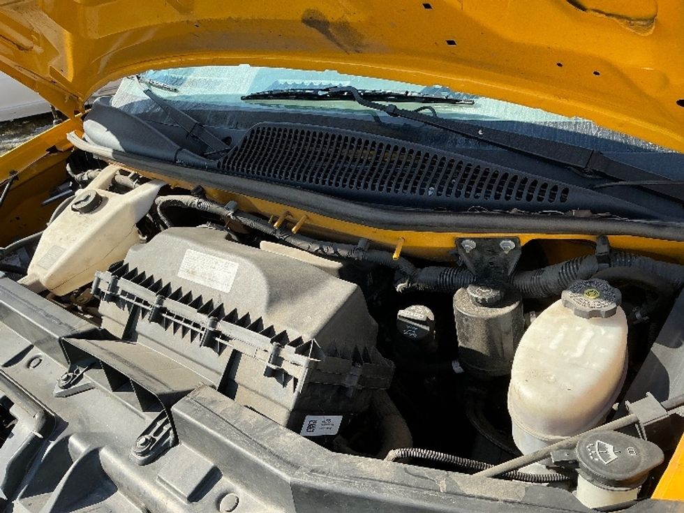 Light Duty Box Truck-Light and Medium Duty Trucks-GMC-2021-Savana G33903-Garden City-GA-87,360\n\t\tmiles-$ 29,750 - Image 24