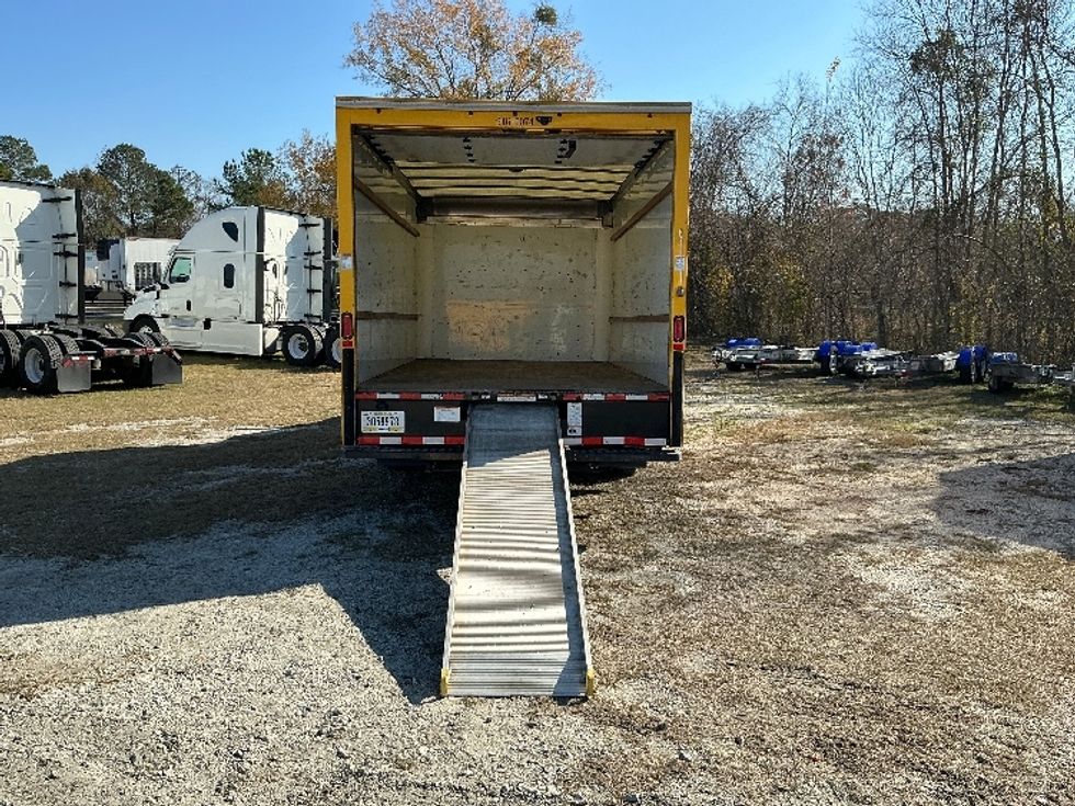 Light Duty Box Truck-Light and Medium Duty Trucks-GMC-2021-Savana G33903-Garden City-GA-87,360\n\t\tmiles-$ 29,750 - Image 9