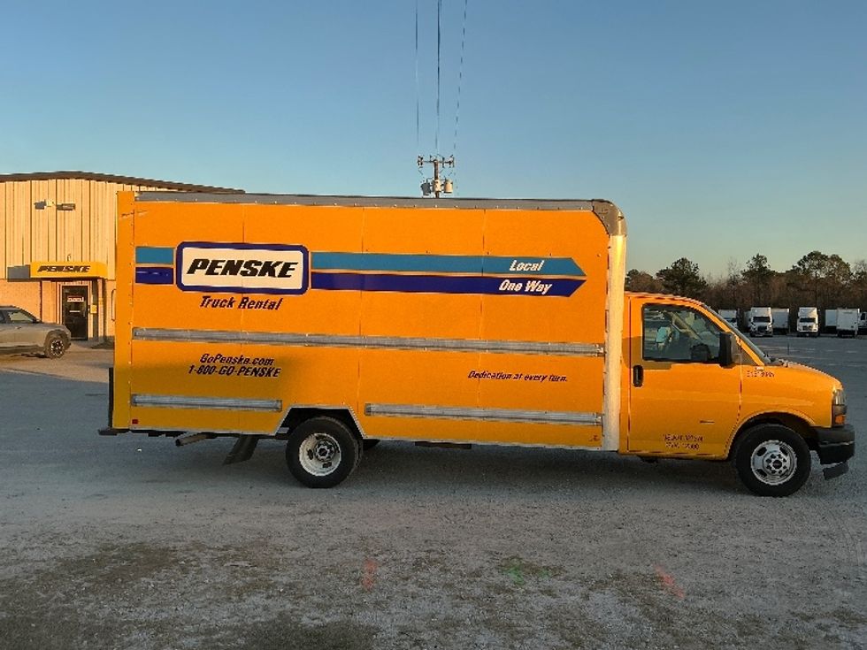 Light Duty Box Truck-Light and Medium Duty Trucks-GMC-2021-Savana G33903-Garden City-GA-91,407\n\t\tmiles-$ 29,250 - Image 14