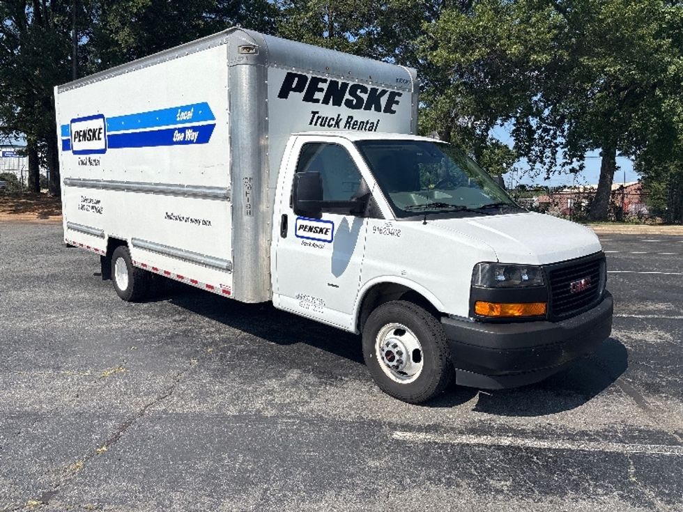 Light Duty Box Truck-Light and Medium Duty Trucks-GMC-2021-Savana G33903-Garland-TX-104,159\n\t\tmiles-$ 27,000 - Image 1