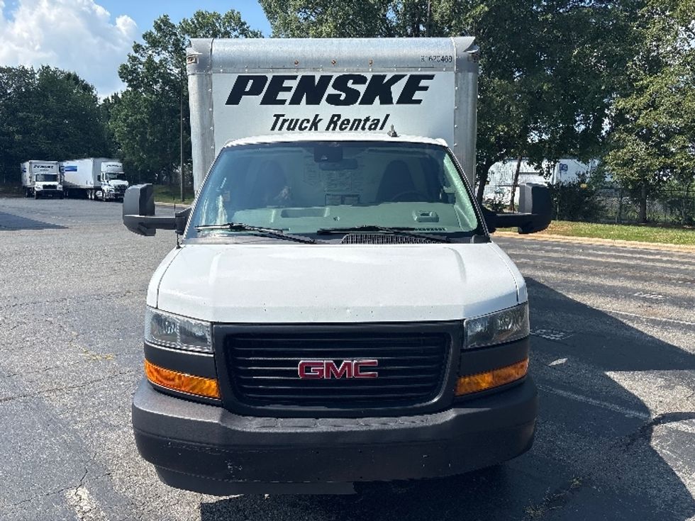 Light Duty Box Truck-Light and Medium Duty Trucks-GMC-2021-Savana G33903-Garland-TX-104,159\n\t\tmiles-$ 27,000 - Image 2
