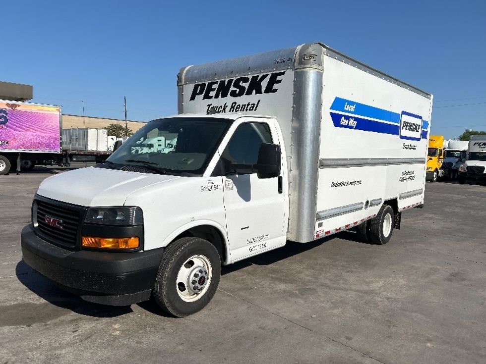 Light Duty Box Truck-Light and Medium Duty Trucks-GMC-2021-Savana G33903-Garland-TX-105,839\n\t\tmiles-$ 29,000 - Image 3