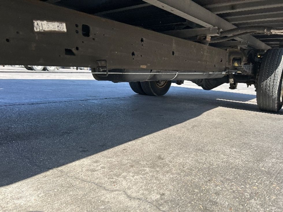 Light Duty Box Truck-Light and Medium Duty Trucks-GMC-2021-Savana G33903-Garland-TX-105,839\n\t\tmiles-$ 29,000 - Image 5