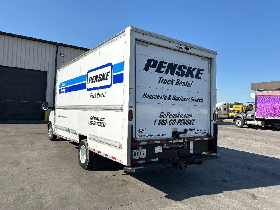 Light Duty Box Truck-Light and Medium Duty Trucks-GMC-2021-Savana G33903-Garland-TX-105,839\n\t\tmiles-$ 29,000 - Image 6