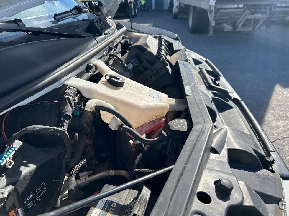 Light Duty Box Truck-Light and Medium Duty Trucks-GMC-2021-Savana G33903-Garland-TX-108,329\n\t\tmiles-$ 29,000 - Image 23