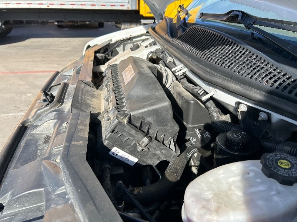 Light Duty Box Truck-Light and Medium Duty Trucks-GMC-2021-Savana G33903-Garland-TX-108,329\n\t\tmiles-$ 29,000 - Image 24