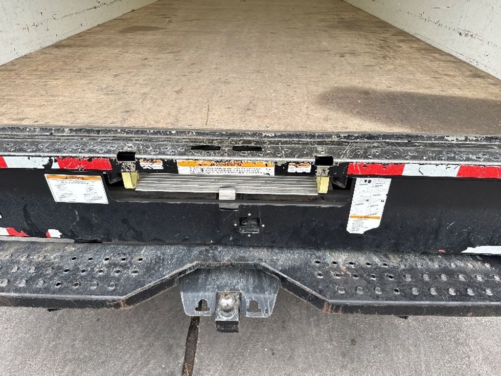 Light Duty Box Truck-Light and Medium Duty Trucks-GMC-2021-Savana G33903-Garland-TX-114,259\n\t\tmiles-$ 28,250 - Image 10