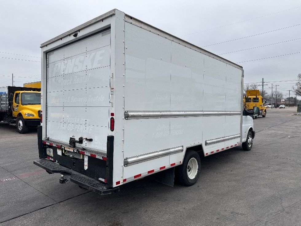 Light Duty Box Truck-Light and Medium Duty Trucks-GMC-2021-Savana G33903-Garland-TX-114,259\n\t\tmiles-$ 28,250 - Image 13