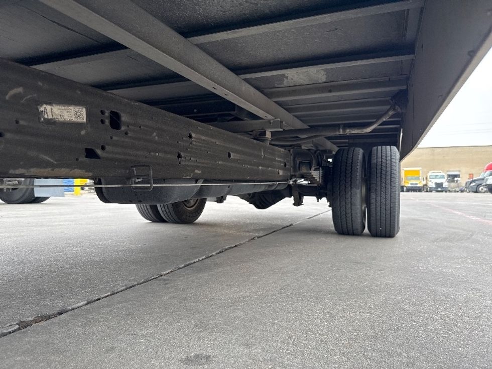 Light Duty Box Truck-Light and Medium Duty Trucks-GMC-2021-Savana G33903-Garland-TX-114,259\n\t\tmiles-$ 28,250 - Image 5