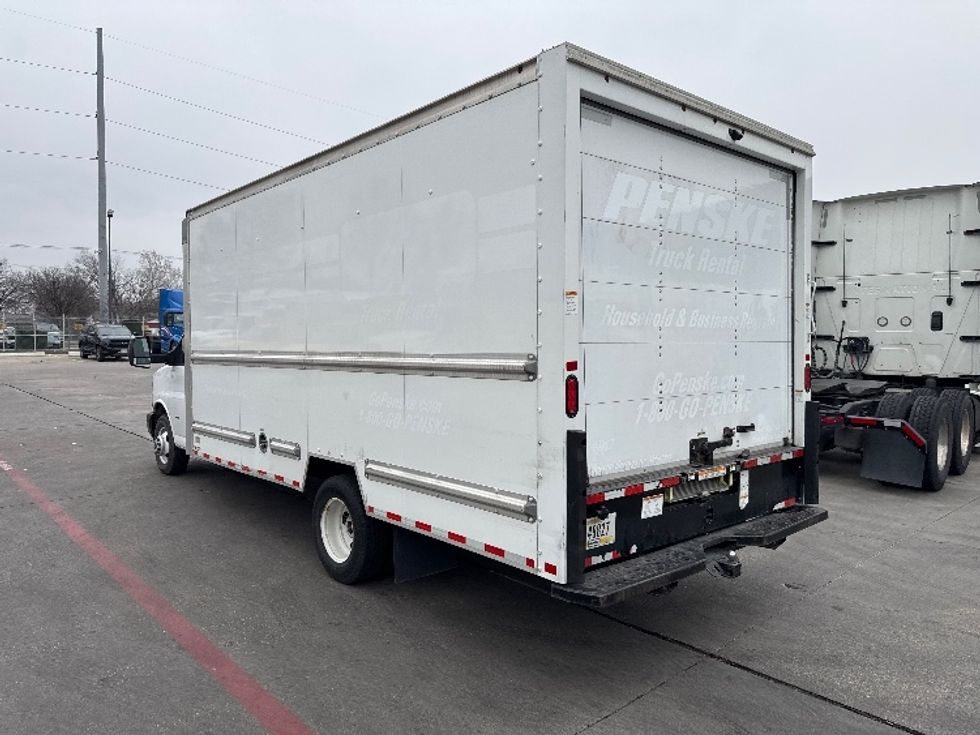 Light Duty Box Truck-Light and Medium Duty Trucks-GMC-2021-Savana G33903-Garland-TX-114,259\n\t\tmiles-$ 28,250 - Image 6