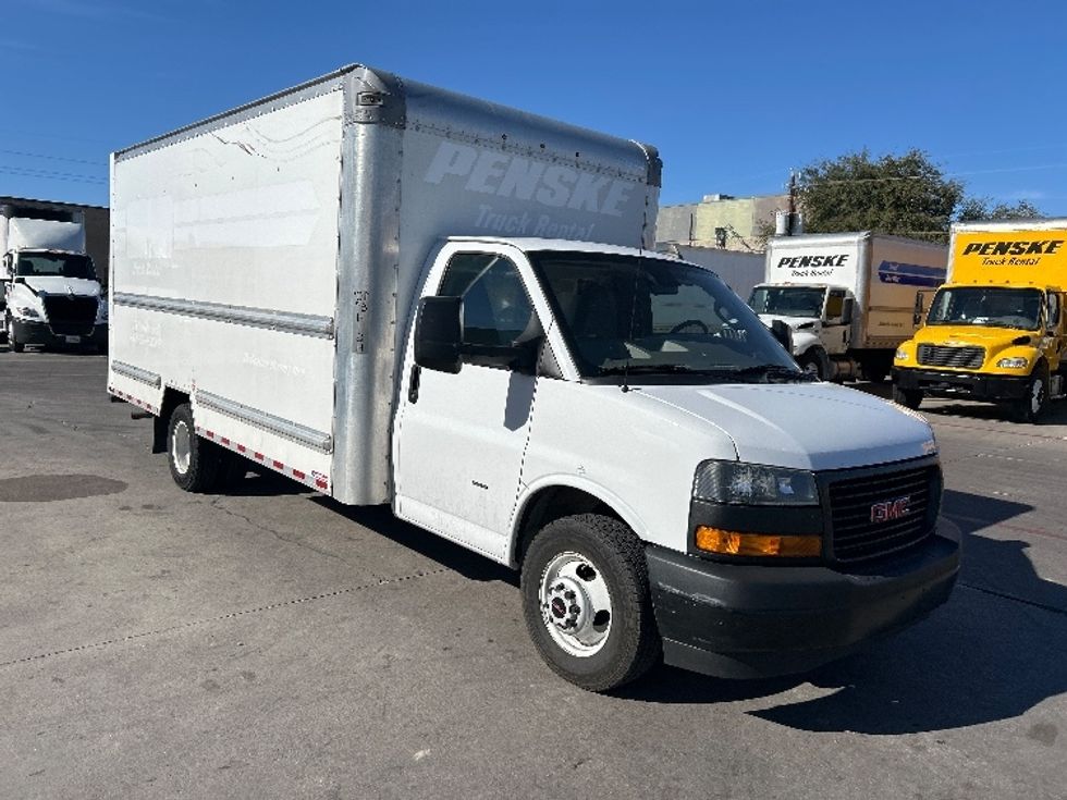 Light Duty Box Truck-Light and Medium Duty Trucks-GMC-2021-Savana G33903-Garland-TX-116,093\n\t\tmiles-$ 28,000 - Image 1