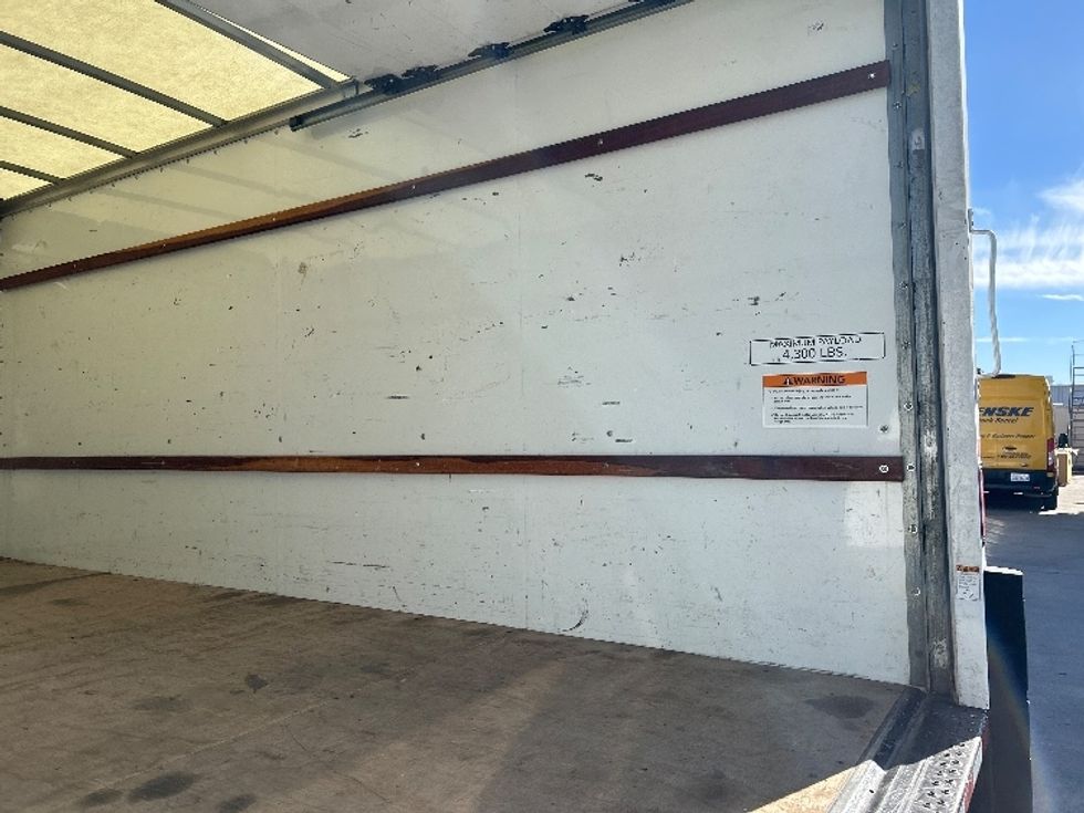 Light Duty Box Truck-Light and Medium Duty Trucks-GMC-2021-Savana G33903-Garland-TX-116,093\n\t\tmiles-$ 28,000 - Image 12