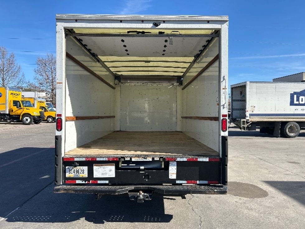 Light Duty Box Truck-Light and Medium Duty Trucks-GMC-2021-Savana G33903-Garland-TX-116,093\n\t\tmiles-$ 28,000 - Image 9