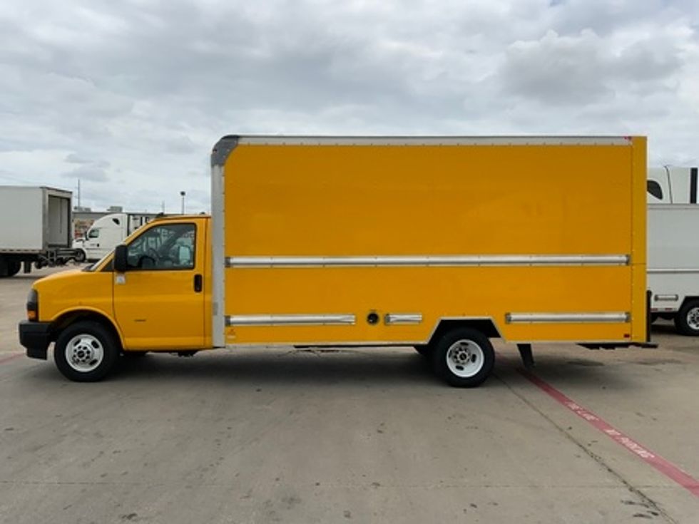 Light Duty Box Truck-Light and Medium Duty Trucks-GMC-2021-Savana G33903-Garland-TX-120,836\n\t\tmiles-$ 24,000 - Image 1