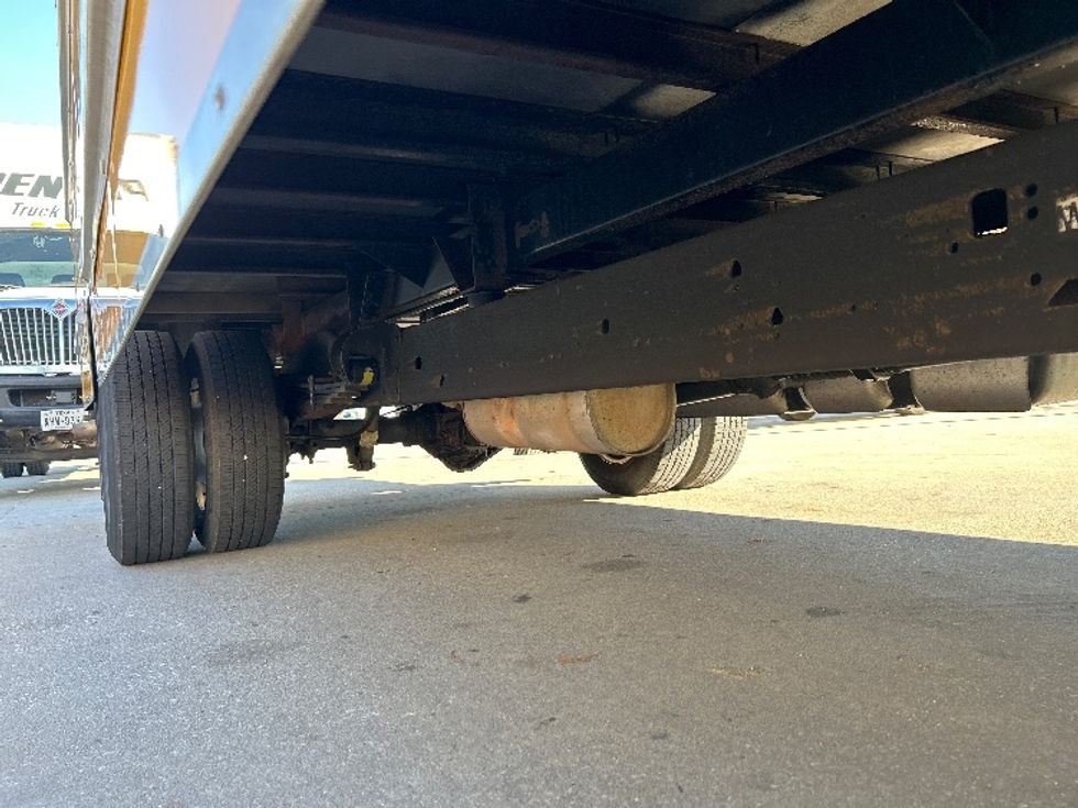 Light Duty Box Truck-Light and Medium Duty Trucks-GMC-2021-Savana G33903-Garland-TX-120,836\n\t\tmiles-$ 24,000 - Image 14