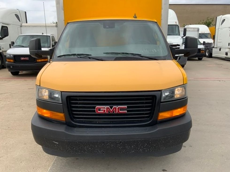 Light Duty Box Truck-Light and Medium Duty Trucks-GMC-2021-Savana G33903-Garland-TX-120,836\n\t\tmiles-$ 24,000 - Image 16