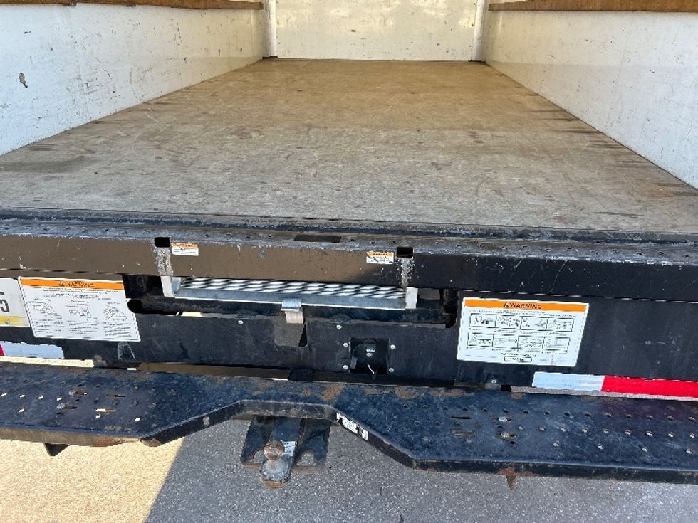 Light Duty Box Truck-Light and Medium Duty Trucks-GMC-2021-Savana G33903-Garland-TX-120,836\n\t\tmiles-$ 24,500 - Image 10