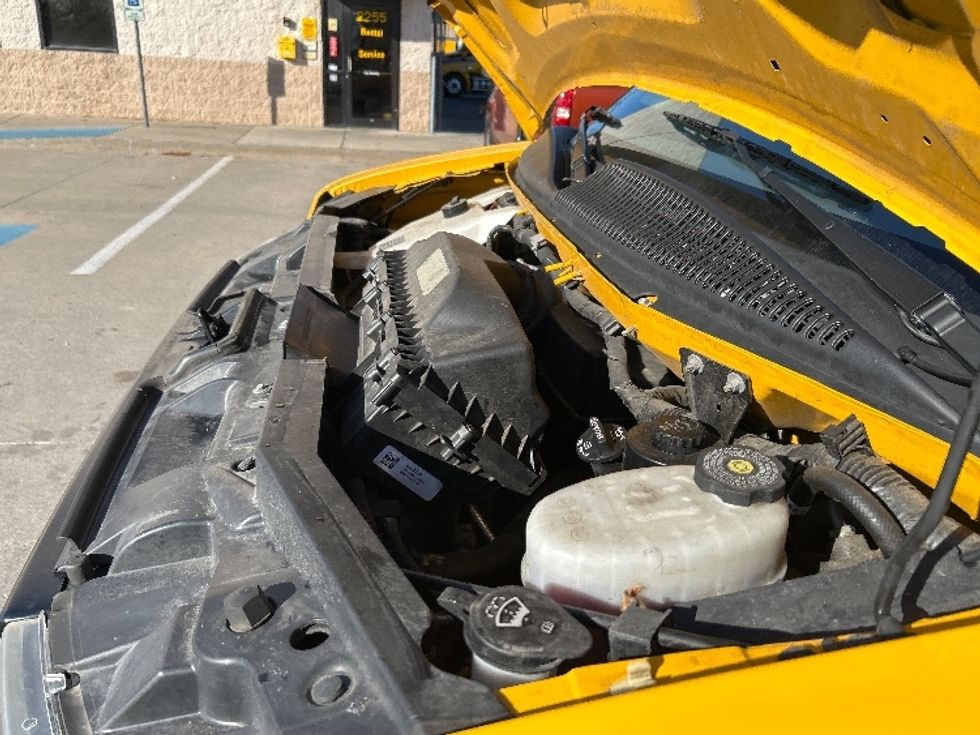 Light Duty Box Truck-Light and Medium Duty Trucks-GMC-2021-Savana G33903-Garland-TX-120,836\n\t\tmiles-$ 24,500 - Image 24