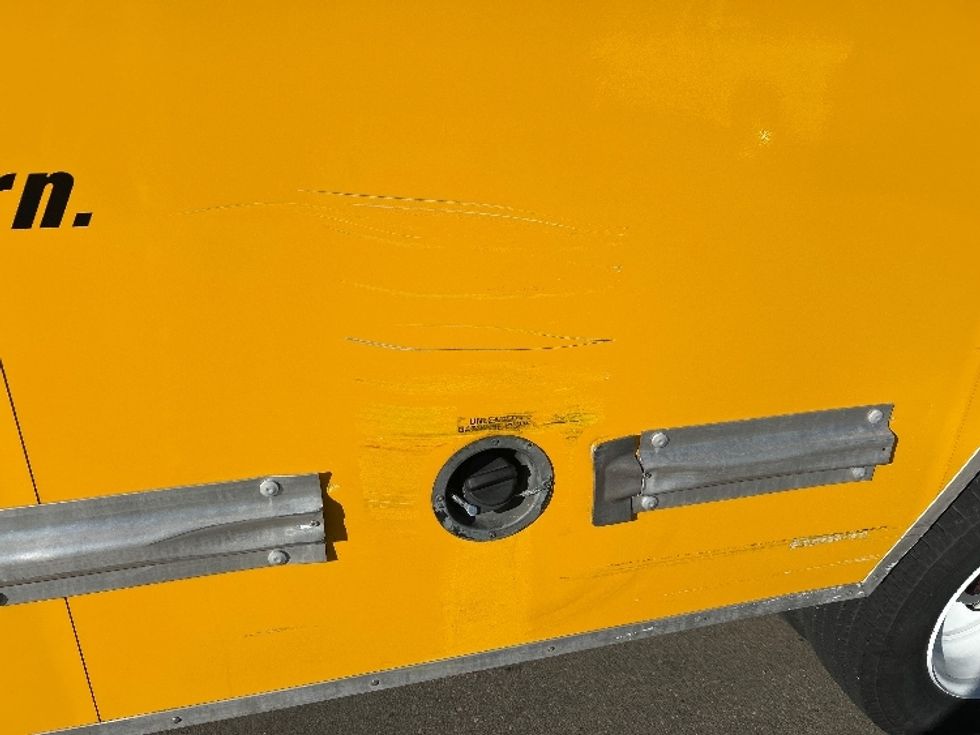 Light Duty Box Truck-Light and Medium Duty Trucks-GMC-2021-Savana G33903-Garland-TX-120,836\n\t\tmiles-$ 24,500 - Image 25