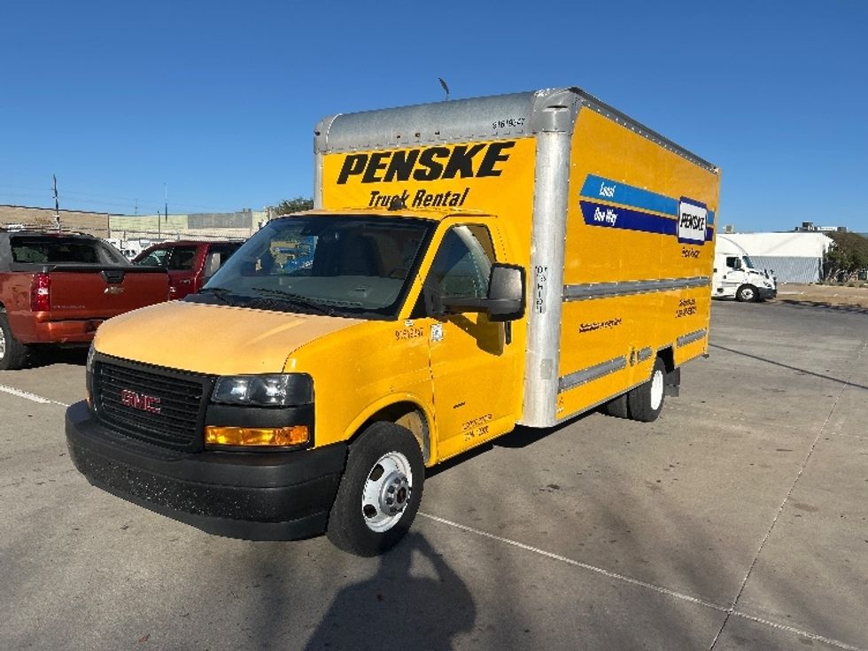 Light Duty Box Truck-Light and Medium Duty Trucks-GMC-2021-Savana G33903-Garland-TX-120,836\n\t\tmiles-$ 24,500 - Image 3