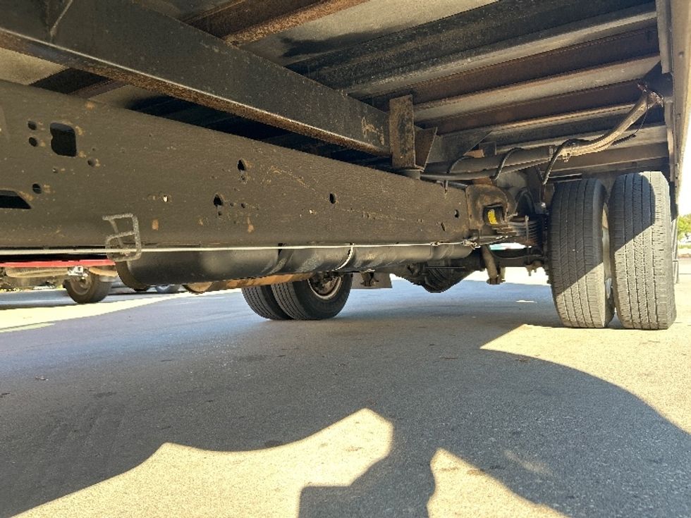 Light Duty Box Truck-Light and Medium Duty Trucks-GMC-2021-Savana G33903-Garland-TX-120,836\n\t\tmiles-$ 24,500 - Image 5