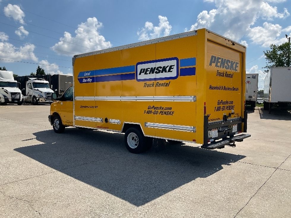 Light Duty Box Truck-Light and Medium Duty Trucks-GMC-2021-Savana G33903-Garland-TX-87,597\n\t\tmiles-$ 27,750 - Image 6