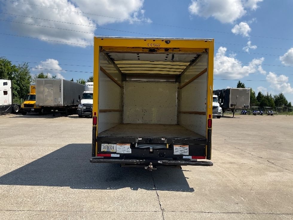 Light Duty Box Truck-Light and Medium Duty Trucks-GMC-2021-Savana G33903-Garland-TX-87,597\n\t\tmiles-$ 27,750 - Image 8