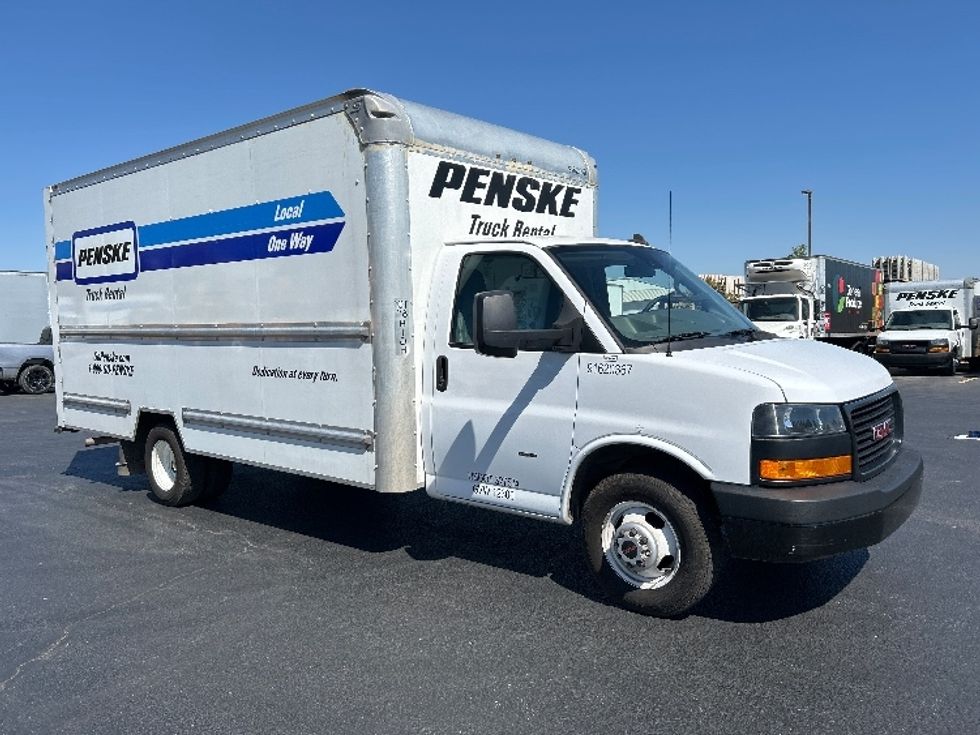 Light Duty Box Truck-Light and Medium Duty Trucks-GMC-2021-Savana G33903-Gilroy-CA-86,047\n\t\tmiles-$ 33,500 - Image 1