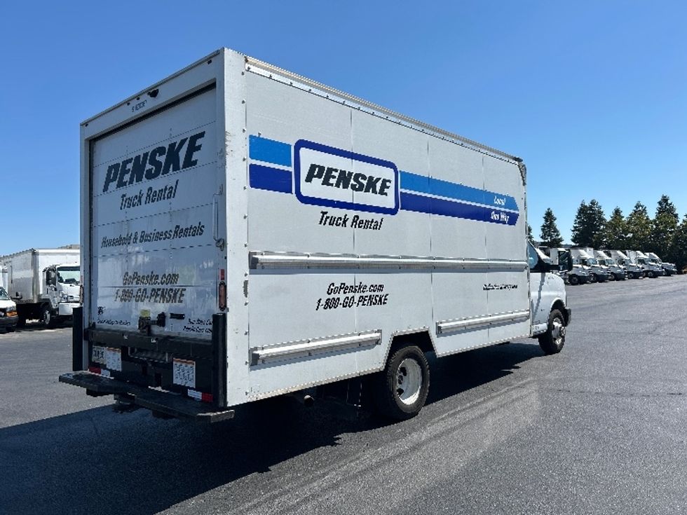 Light Duty Box Truck-Light and Medium Duty Trucks-GMC-2021-Savana G33903-Gilroy-CA-86,047\n\t\tmiles-$ 33,500 - Image 13