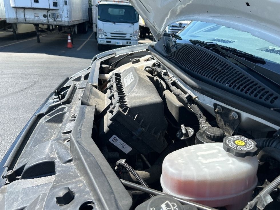 Light Duty Box Truck-Light and Medium Duty Trucks-GMC-2021-Savana G33903-Gilroy-CA-86,047\n\t\tmiles-$ 33,500 - Image 24