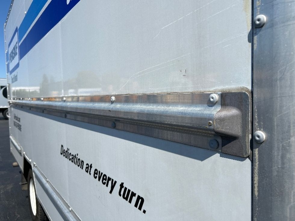 Light Duty Box Truck-Light and Medium Duty Trucks-GMC-2021-Savana G33903-Gilroy-CA-86,047\n\t\tmiles-$ 33,500 - Image 28