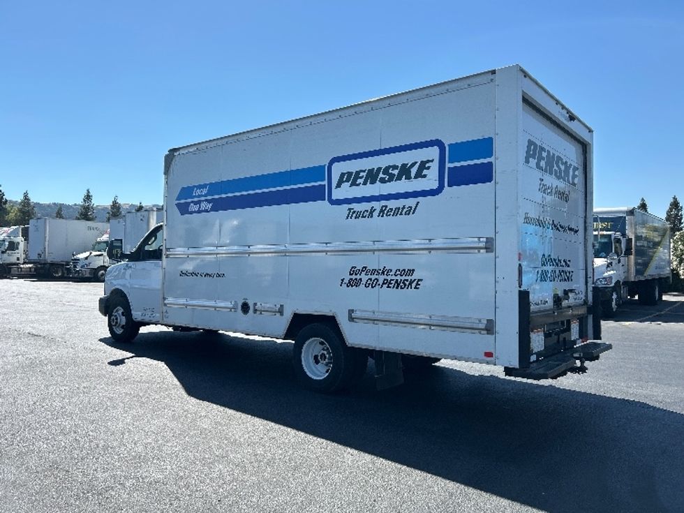 Light Duty Box Truck-Light and Medium Duty Trucks-GMC-2021-Savana G33903-Gilroy-CA-86,047\n\t\tmiles-$ 33,500 - Image 6