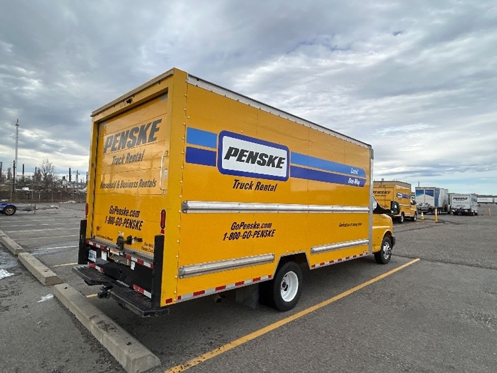 Light Duty Box Truck-Light and Medium Duty Trucks-GMC-2021-Savana G33903-Goodyear-AZ-84,981\n\t\tmiles-$ 30,500 - Image 12