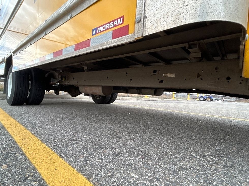 Light Duty Box Truck-Light and Medium Duty Trucks-GMC-2021-Savana G33903-Goodyear-AZ-84,981\n\t\tmiles-$ 30,500 - Image 13