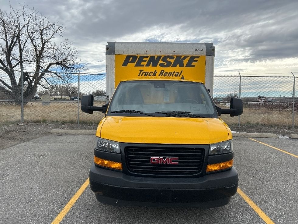 Light Duty Box Truck-Light and Medium Duty Trucks-GMC-2021-Savana G33903-Goodyear-AZ-84,981\n\t\tmiles-$ 30,500 - Image 2