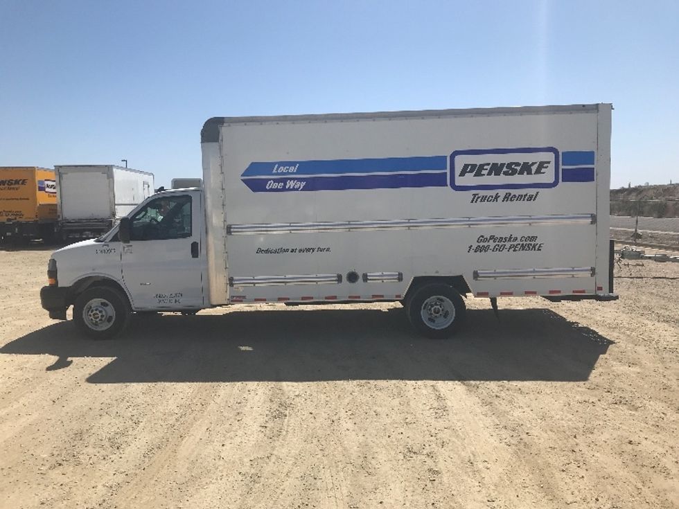 Light Duty Box Truck-Light and Medium Duty Trucks-GMC-2021-Savana G33903-Grand Junction-CO-106,412\n\t\tmiles-$ 31,250 - Image 4