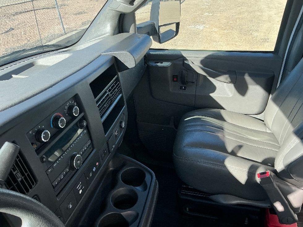 Light Duty Box Truck-Light and Medium Duty Trucks-GMC-2021-Savana G33903-Grand Junction-CO-107,773\n\t\tmiles-$ 30,000 - Image 17