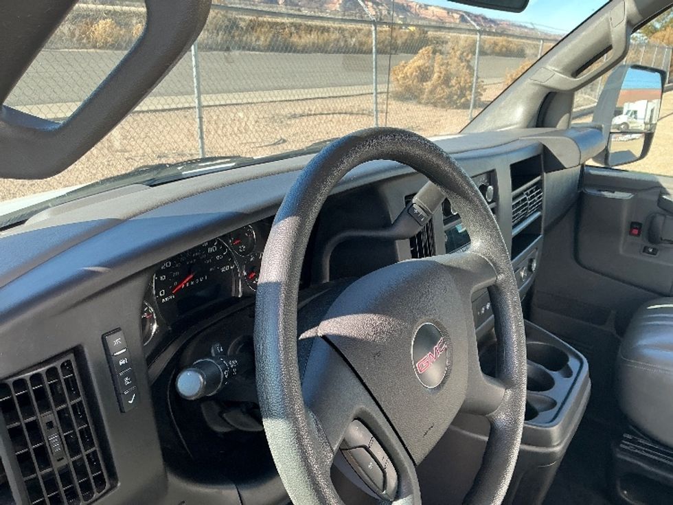 Light Duty Box Truck-Light and Medium Duty Trucks-GMC-2021-Savana G33903-Grand Junction-CO-107,773\n\t\tmiles-$ 30,000 - Image 15