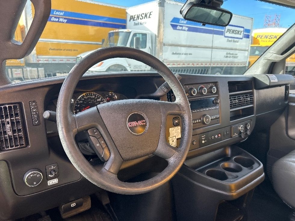 Light Duty Box Truck-Light and Medium Duty Trucks-GMC-2021-Savana G33903-Greeley-CO-101,471\n\t\tmiles-$ 27,750 - Image 15