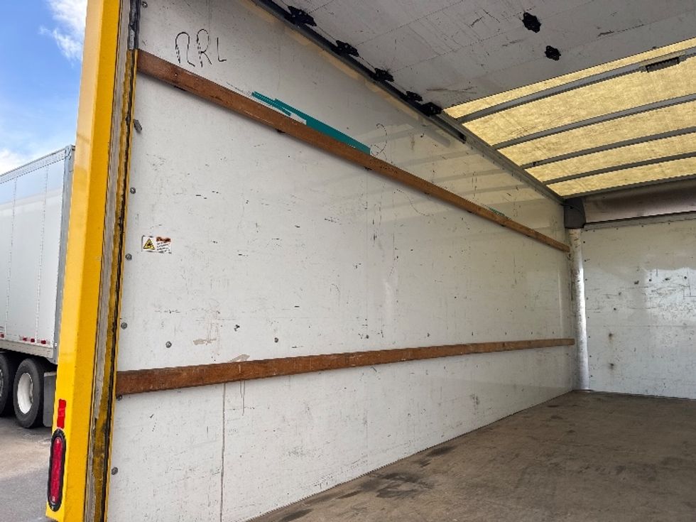 Light Duty Box Truck-Light and Medium Duty Trucks-GMC-2021-Savana G33903-Greeley-CO-102,393\n\t\tmiles-$ 27,500 - Image 10