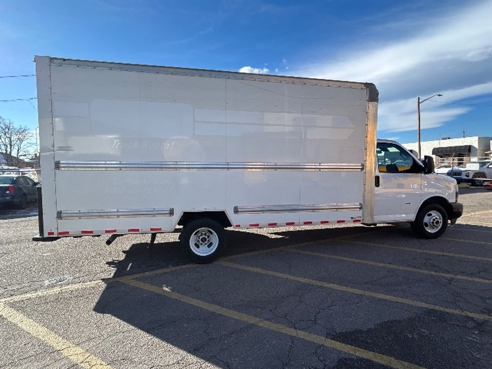 Light Duty Box Truck-Light and Medium Duty Trucks-GMC-2021-Savana G33903-Greeley-CO-103,104\n\t\tmiles-$ 30,750 - Image 13