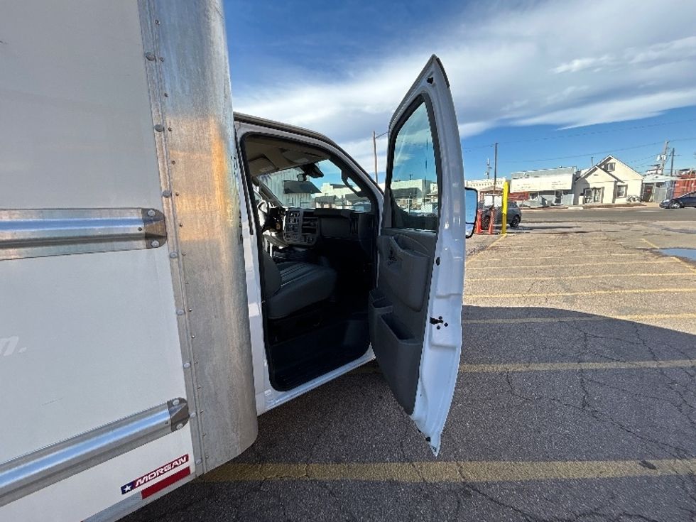 Light Duty Box Truck-Light and Medium Duty Trucks-GMC-2021-Savana G33903-Greeley-CO-103,104\n\t\tmiles-$ 30,750 - Image 18